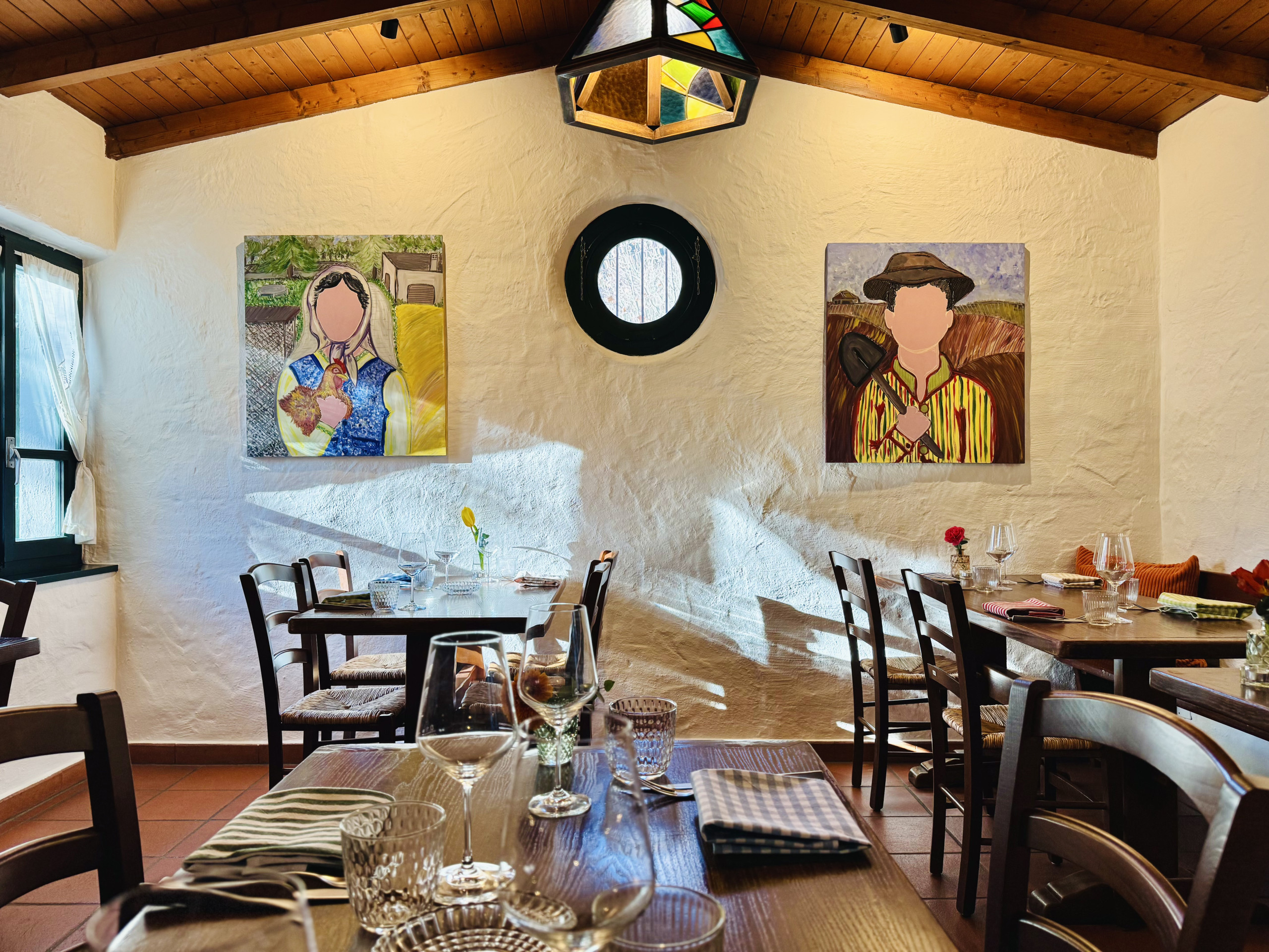 Saletta privata dell'Osteria del Prevat apparecchiata per eventi aziendali e feste