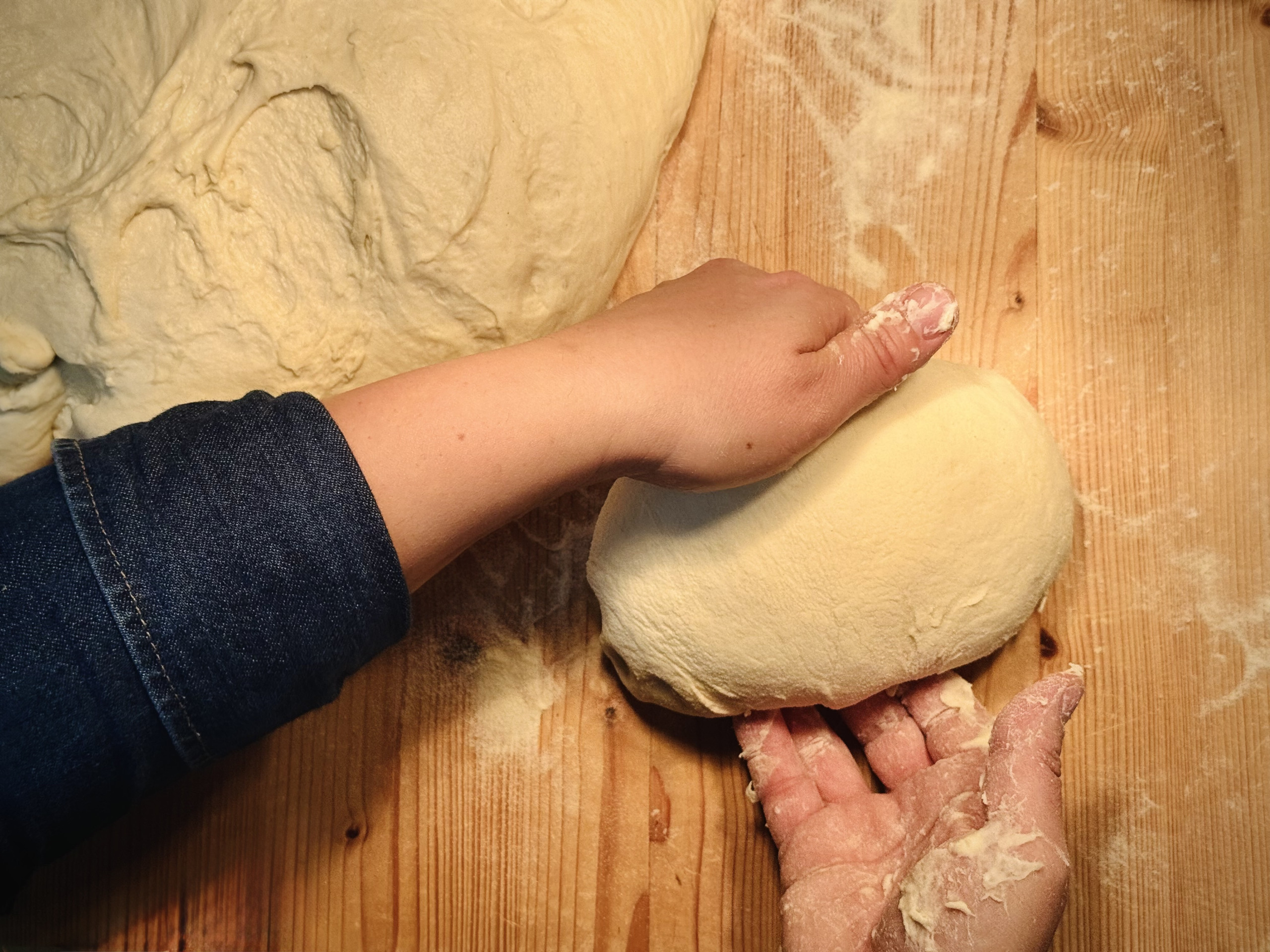 Impasto del pane all'Osteria del Prevat